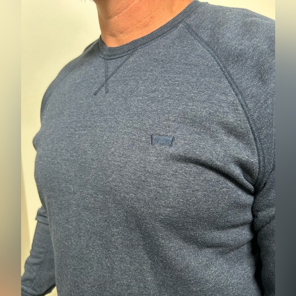 Levi long sleeve crew - Picture 3 of 5